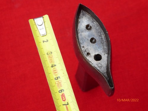 Emporte piece outil ancien - outil,