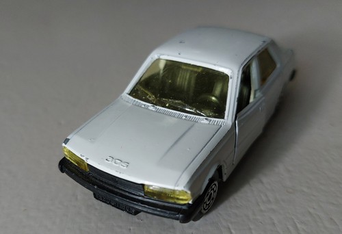 Norev jet car 305 - jet-car, 1/43