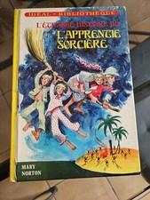 Livre L' étrange Histoire De L' Apprentie Sorcière