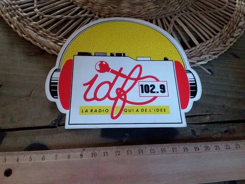 Ancien autocollant radio - autocollant, fm