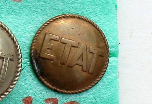 Bouton uniforme ancien etat - -,