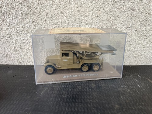 Véhicule militaire miniature