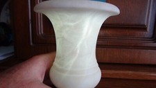 VASE en ALBATRE de 15,5 cm de