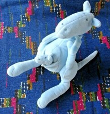 JB2/ DOUDOU PELUCHE SIA