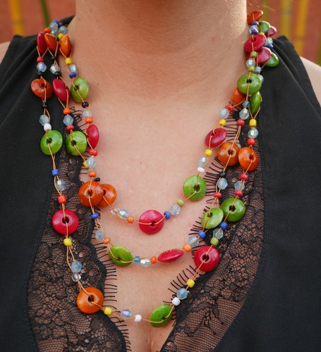 Collier perles bois triple - en,