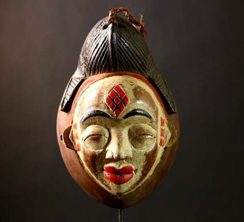 Masque africain fait - , main
