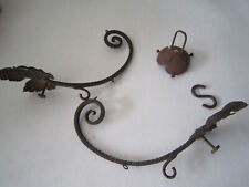 LOT  DE MONTURES EN FER FORGE POUR LUSTRE VASQUE ART DECO