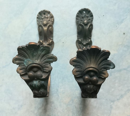 Paire patères bronze - paire,