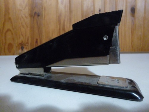 Ancienne agrafeuse bureau - agrafeuse,