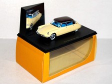 DS COLLECTION 1/43 VOITURE