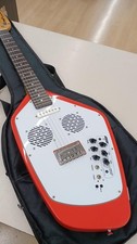 Guitare électrique amplifiée