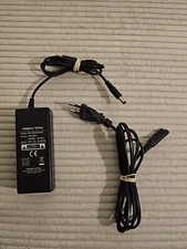 Chargeur Adaptateur Secteur  12v-3A, 100-240v , 50/60HZ  1.5A max