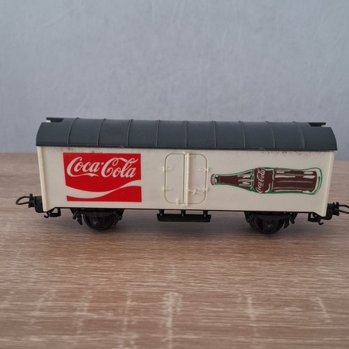 Wagon couvert coca cola - couvert, coca-cola
