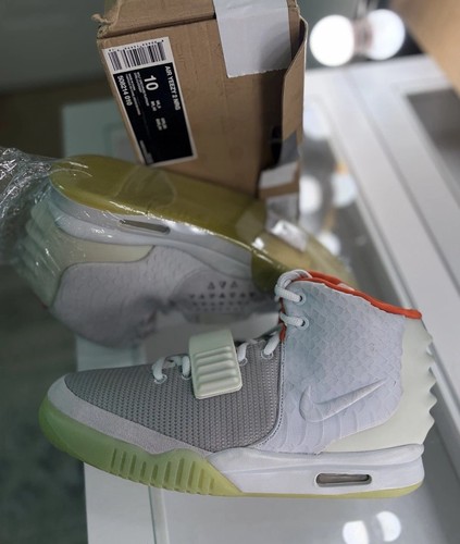 New nike air - yeezy, nrg