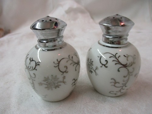 Vintage japan irice porcelain - japan,