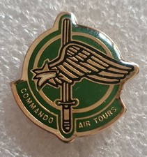 Armée Air Parachutiste Insigne Type Pins  / Commando Tours