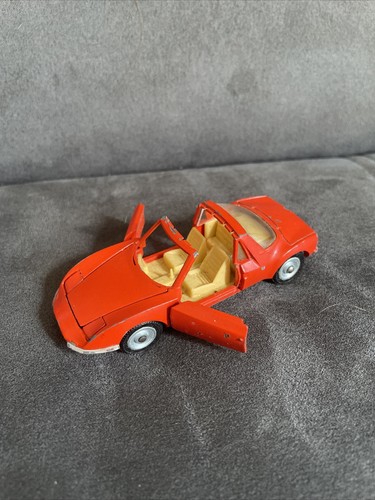 Voiture dinky toys - voiture,