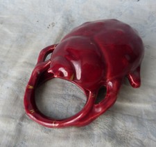 #Céramique Vintage# Bouquetière murale Scarabée en faïence (Gustave De Bruyn ?)