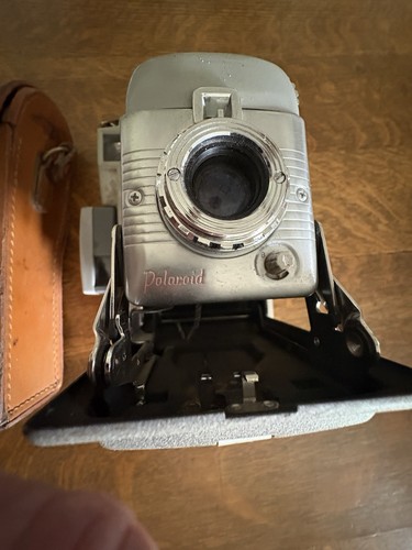 Medal polaroid camera - polaroid,