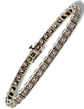 Vintage White 18K Gold and Diamond Bracelet 4.0 Carats