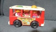 mini bus + figurines fisher