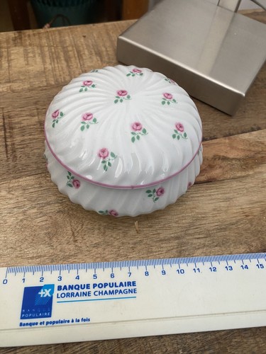Bonbonnière porcelaine - , de