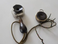 Téléphone ancien   2  écouteurs  de marque MILDE