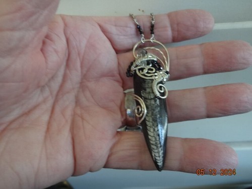 Pendentif fossile poisson - pendentif,