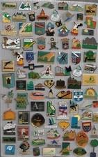 lot de 92 pin's villes, villages, départements.....