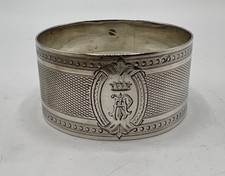 BEAU ROND DE SERVIETTE EN