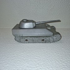 Tres Rare Briquet Char