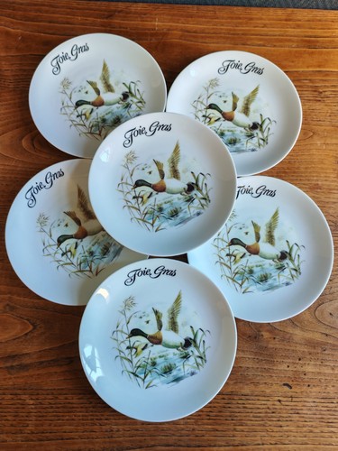 Lot assiettes à - 6,