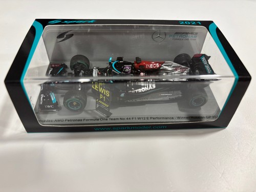 Spark s7695 mercedes w12 - 1/43,