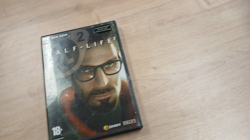 Half life fr - life,