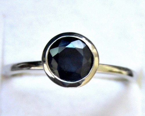 Madagascar sapphire solitaire - sapphire,