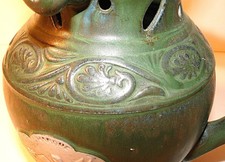 Pichet trompeur en grés