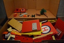 MAJOKIT MAJORETTE village miniature