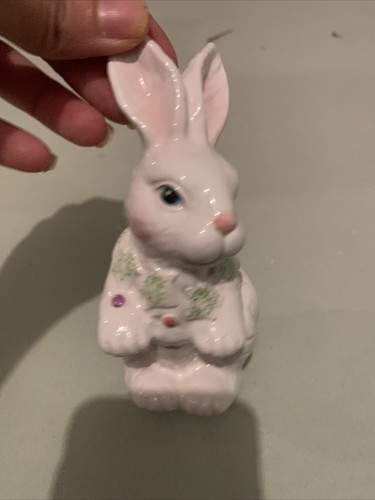 Vintage bunny ceramic figurine - vintage,