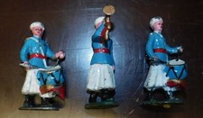 3 x SOLDAT EN PLOMB 60/64mm SPAHIS AU DÉFILÉ TAMBOUR & TROMPETTE . NO QUIRALU