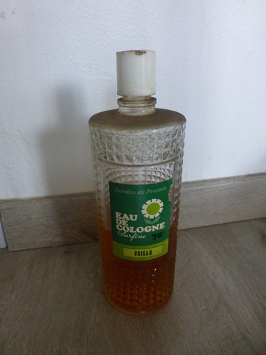 Ancien flacon bouteille - flacon, eau