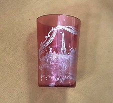 gobelet / verre cristal rouge SOUVENIR DE L'EXPOSITION UNIVERSELLE DE PARIS 1900