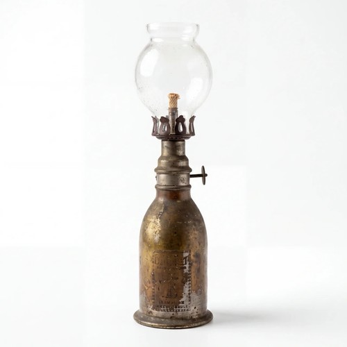 Lampe pétrole briquet - à,