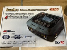 Chargeur quatro SkyRC Q200 AC/DC LiPo 1-6s 10A 2x100W 2x50W SK-100158