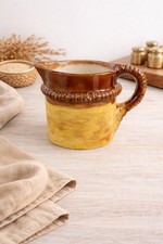 Ancien pichet en céramique