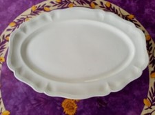 Plat Ovale Bords Chantournés