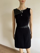 Robe noire neuve avec simili
