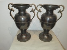 PAIRE DE VASES D'AUTEL/SANCTUAIRE/metal Gris/MESSE/PRETRE/EGLISE/XXème/H.24,5cm