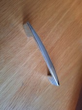 Poignée de meuble vintage en