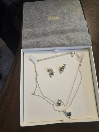 Uno earrings and - earrings,