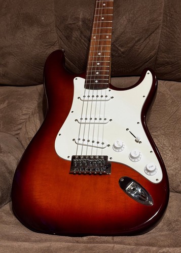 Samick ds100 stratocaster - samick,